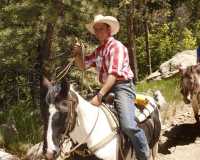 2-Hour Horseback Trail Ride in Estes Park