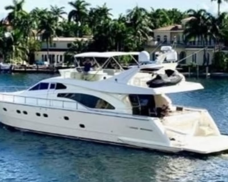70' Luxury Yacht Charter from Fajardo