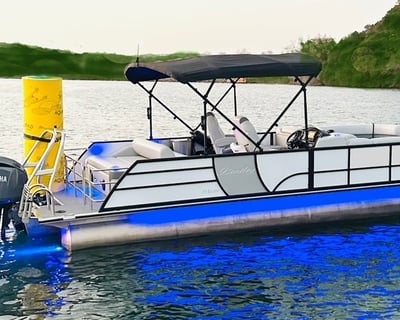 Lake Austin Pontoon Charter