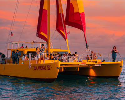 Sunset Sail In Waikiki With Complimentary Drinks