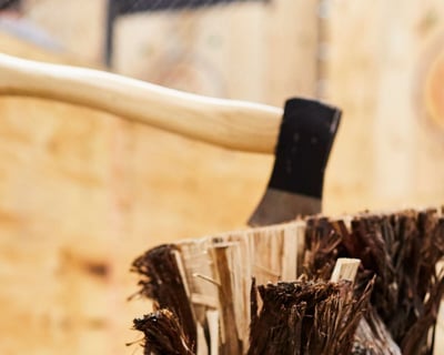 Private Brewery Tour & Axe Throwing in Austin