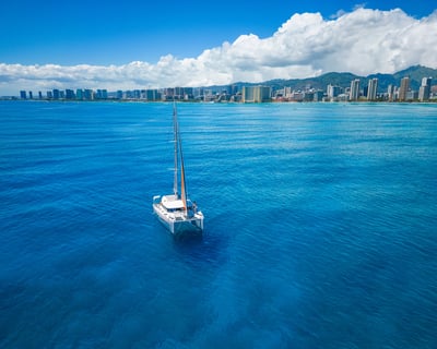 Honolulu Private Catamaran Sail & Snorkel