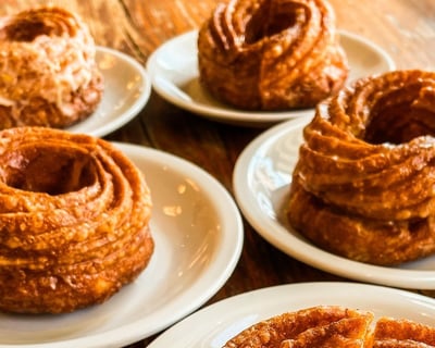 Haunted Donut & Sweet Treats Walking Tour in Savannah