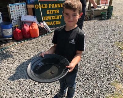 Gold Panning Lesson in Cooper Landing