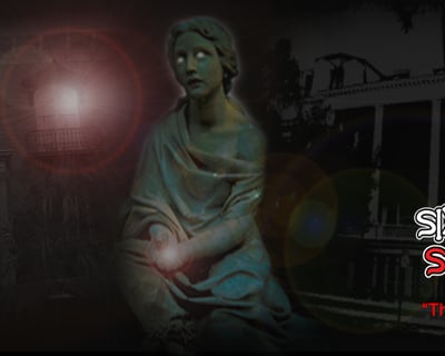 2-Hour Walking Ghost Tour in Savannah