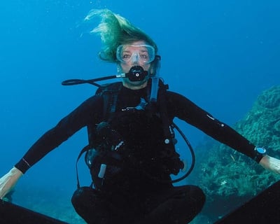 Scuba Refresher Course in Avalon