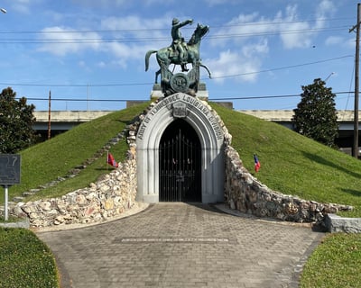 Metairie Cemetery Walking Tour
