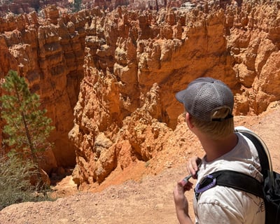Guided Navajo Loop Hike in Bryce Canyon National Park