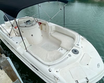 Cudjoe Key 21' Deck Boat Rental
