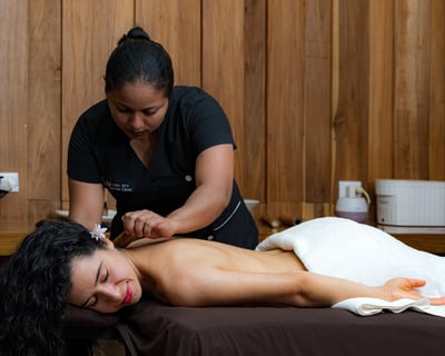 Arnica & Compress Massage in Rincon de la Vieja