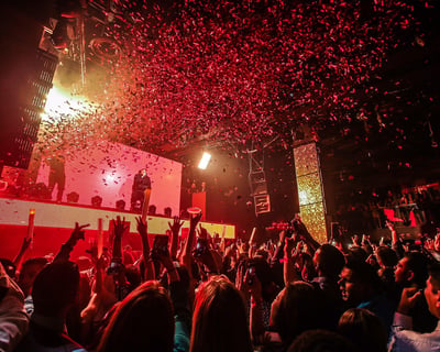 Explore Las Vegas on a VIP Club Crawl