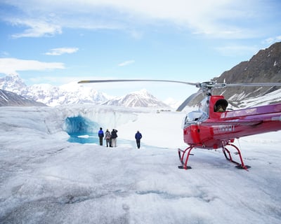 Land on Yanert Glacier by Helicopter Near Denali