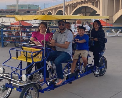 Tempe Triple Surrey: Seats 6 Adults & 2 Kids