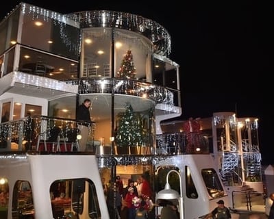 Christmas Dinner Cruise in New York