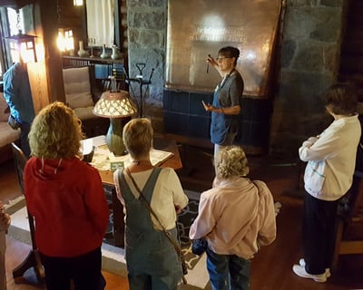 Guided Log House Tour in Morris Plains