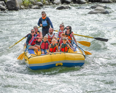 8-Mile Guided Raft Trip in Gardiner