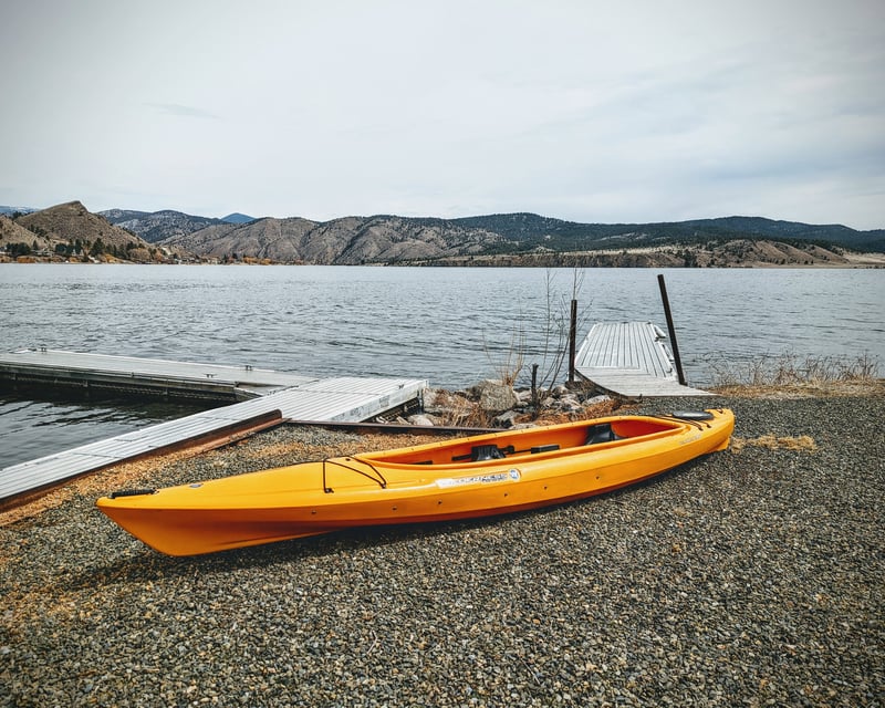 Tandem Kayak Rental on Hauser Lake Near Helena