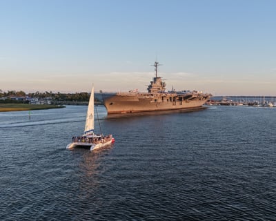 Cruise Charleston Harbor on a 2-Hour Sunset Sail