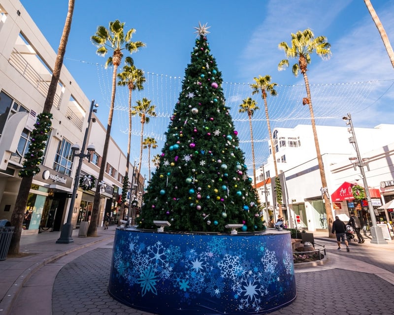 Holiday Donut Tasting Tour in Santa Monica