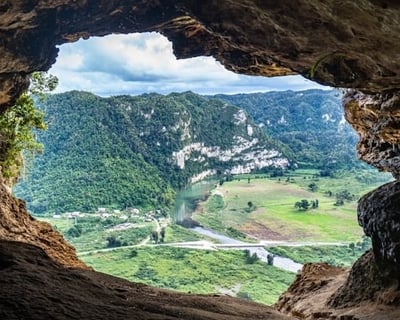 Guided Cueva Ventana Cave Tour in Arecibo