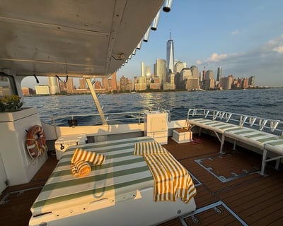 3.5-Hour Manhattan Circumnavigation Charter