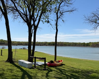 All-Day Kayak & Paddleboard Rentals in Little Elm
