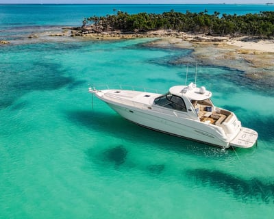 51' Yacht Charter in Providenciales