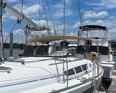 2-Hour Private Sailing Cruise in Charleston