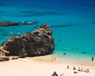 Explore Oahu on a 9-Hour Circle Island Guided Tour