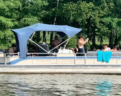 Lake Austin 30' Pontoon Boat Rental