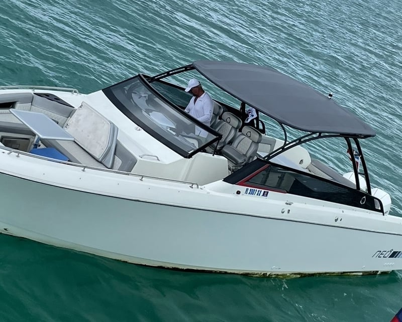 36' Hardtop Boat Rental in Fort Lauderdale