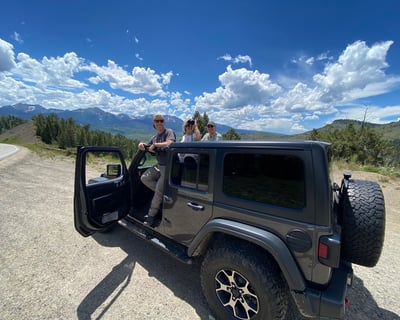 Private Jeep Tour to Rocky Mountain National Park From Denver