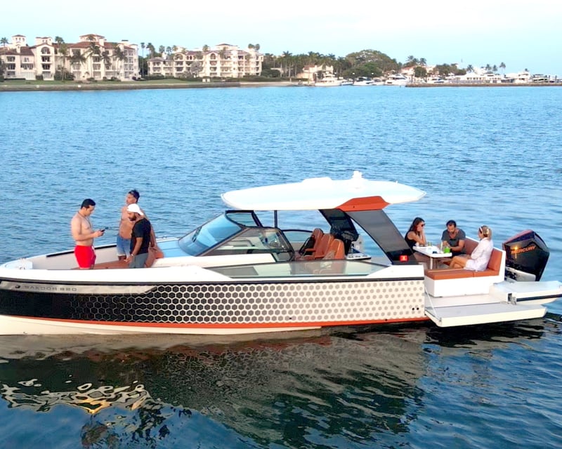 Saxdor 34-Foot Luxury Boat Rental in Miami Beach