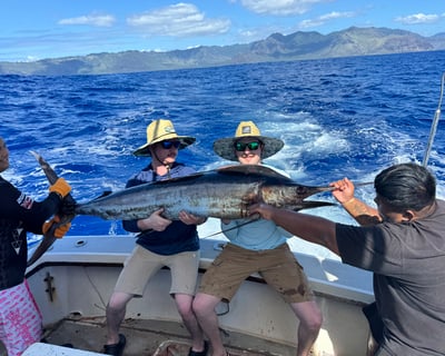 5-Hour Offshore Fishing Charter in Waianae