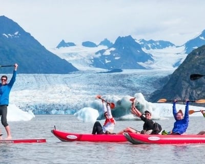 Grewingk Glacier Lake Kayak & Hike Tour