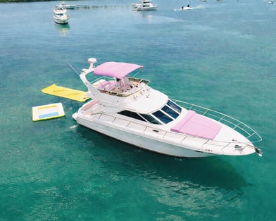 Cruise Miami on a 50' Private Yacht