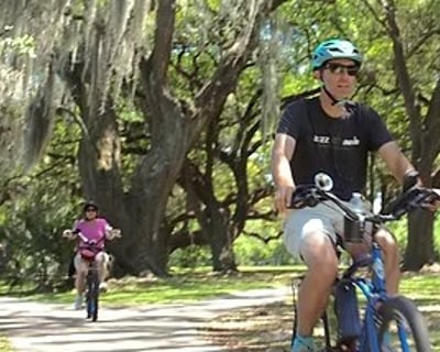 Garden District and French Quarter Bike Tour