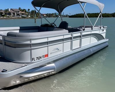 22-Foot Pontoon Boat Rental - Silver Bullet