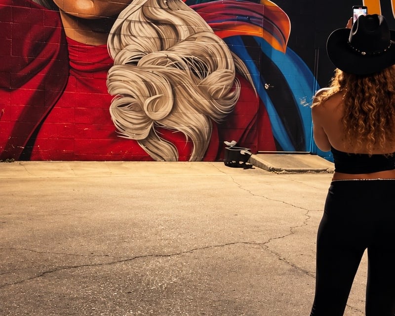 Open-Air Beyoncé Karaoke Cart Tour in Houston