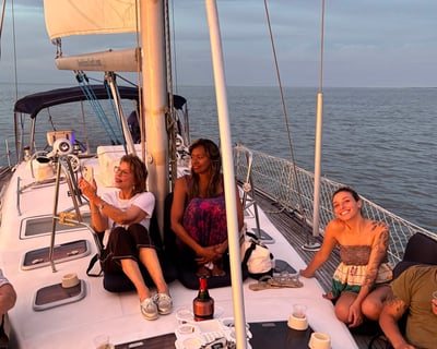 Sunset Shared Sailing Cruise in New Orleans