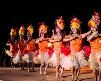 Ali‘i Premium Luau Package with Midsection Seating