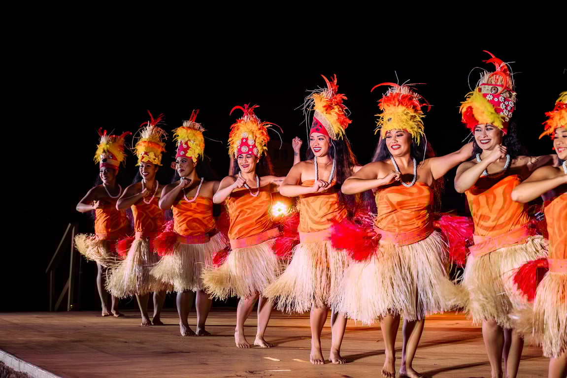 Ali‘i Premium Luau Package with Midsection Seating