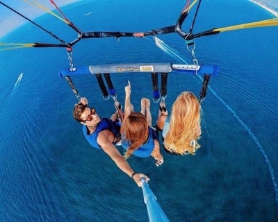 Parasailing in Siesta Key with Dolphin Viewing