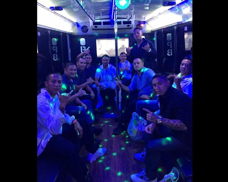 Party Bus Nightlife Tour in Honolulu