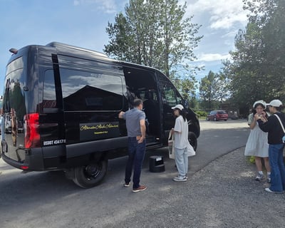 Girdwood Custom Private Van Tour