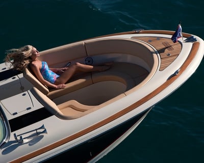 Private Sandbar Charter for 6 in Hilton Head