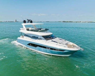 63' Yacht Charter in Sarasota