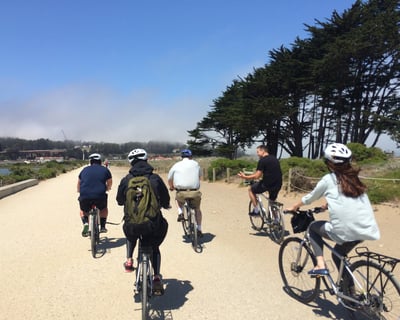 Golden Gate Bridge Bike Rental with Map & Helmet