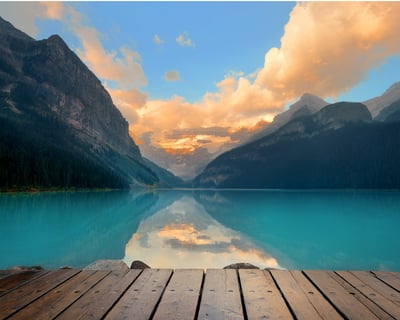 Explore Lake Louise & Moraine Lake at Sunrise