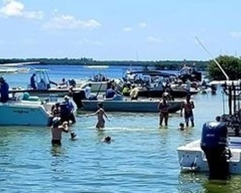 Sandy Hook Sandbar Boat Trip from Crystal River